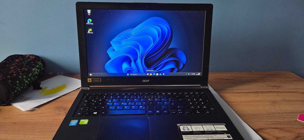 Acer Aspire V15 Nitro i7-4510U / GTX 840M / 8 GB RAM / podświetlany
