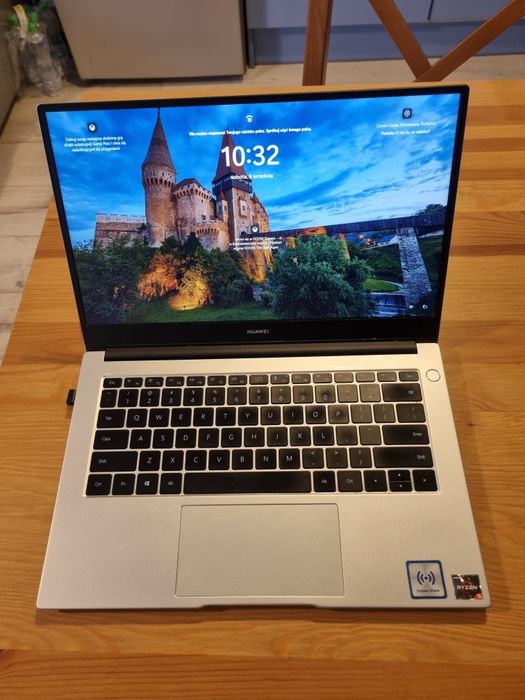 Huawei MateBook D14 używany w 100% sprawny.