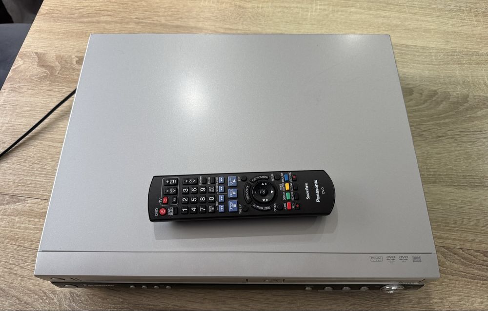 Panasonic DMR-ES35V #Nagrywarka VHS DVD #6 HD #Hi-Fi Stereo #DivX #DV