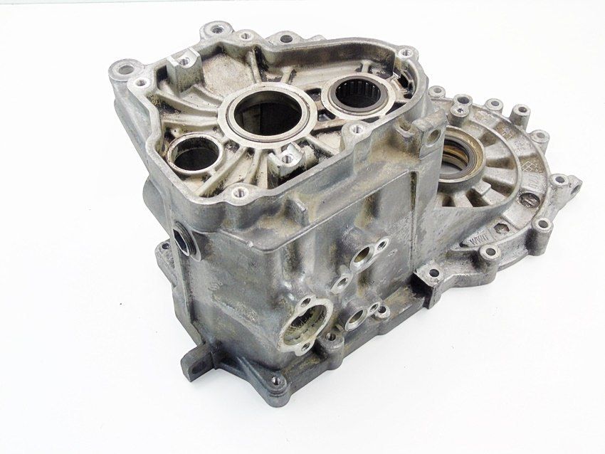 Obudowa Skrzyni Biegów Euh 1.9 Tdi Golf 4 A3 Leon