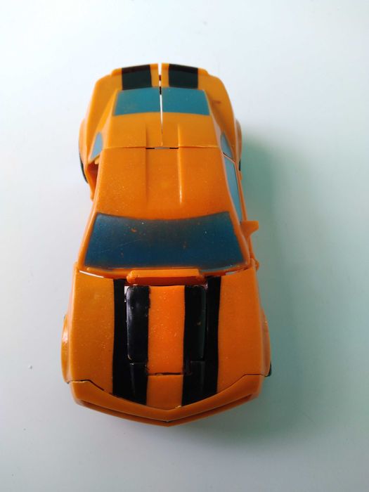 Машина трансформер робот Бамблби