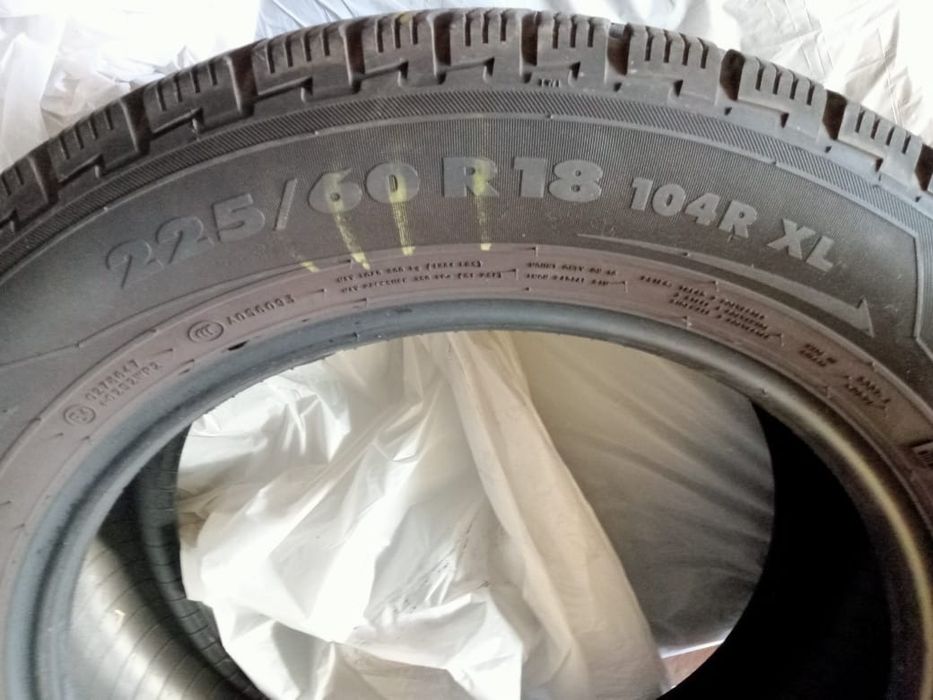 Nokian 225/60/18