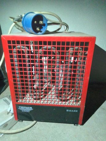 Продам электрический тепловентилятор Маяк Термия 4500