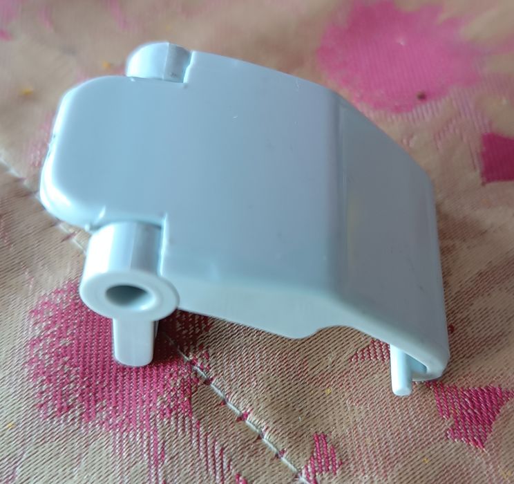 Zapięcie, zapinka, zatrzask klosz lampa liniowa świetlówka 10 sztuk
