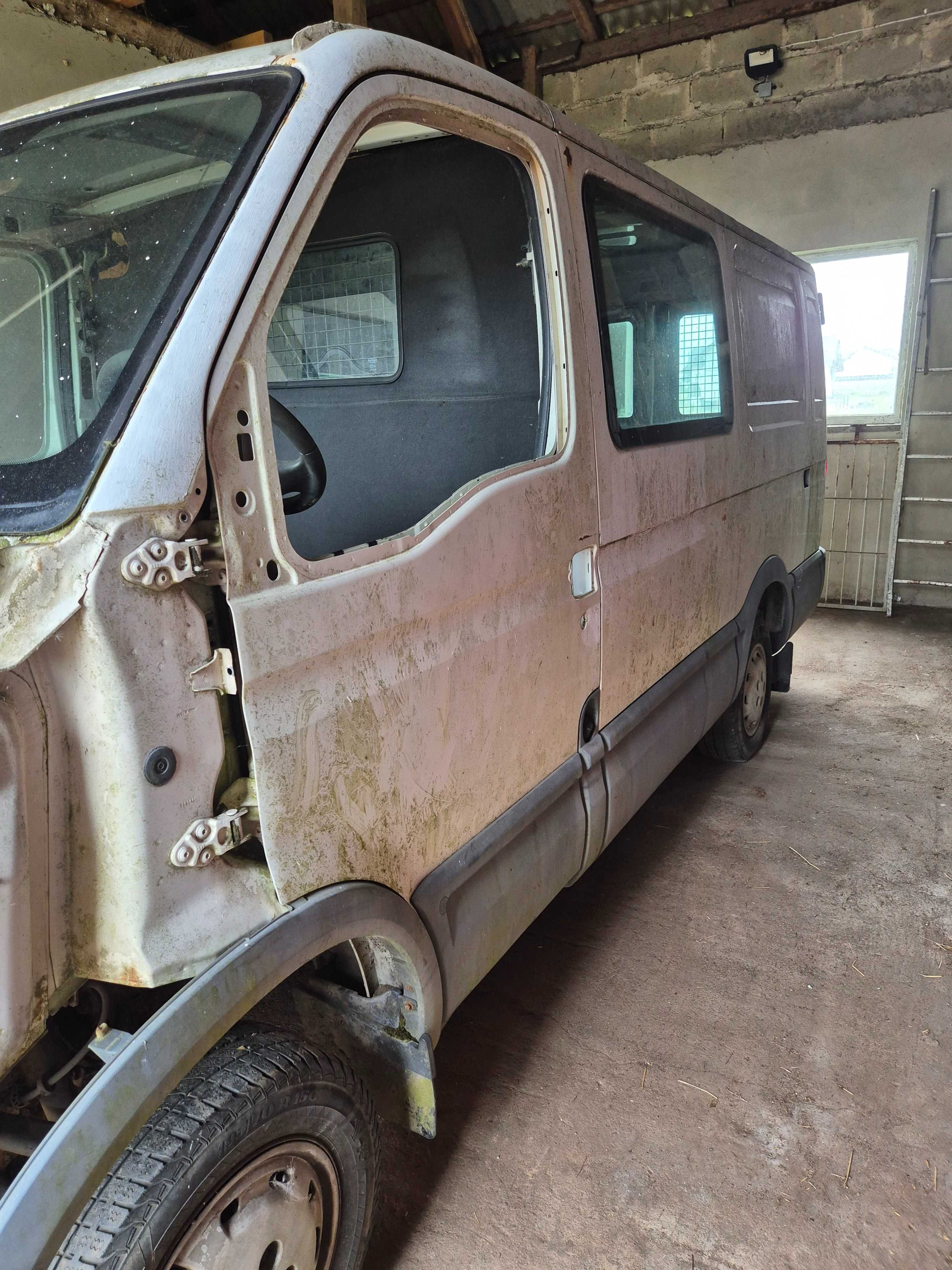 Sprzedam czesci Iveco Daily 2001r