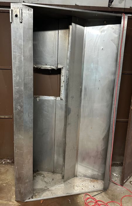 Hottes e outros artigos por 400€