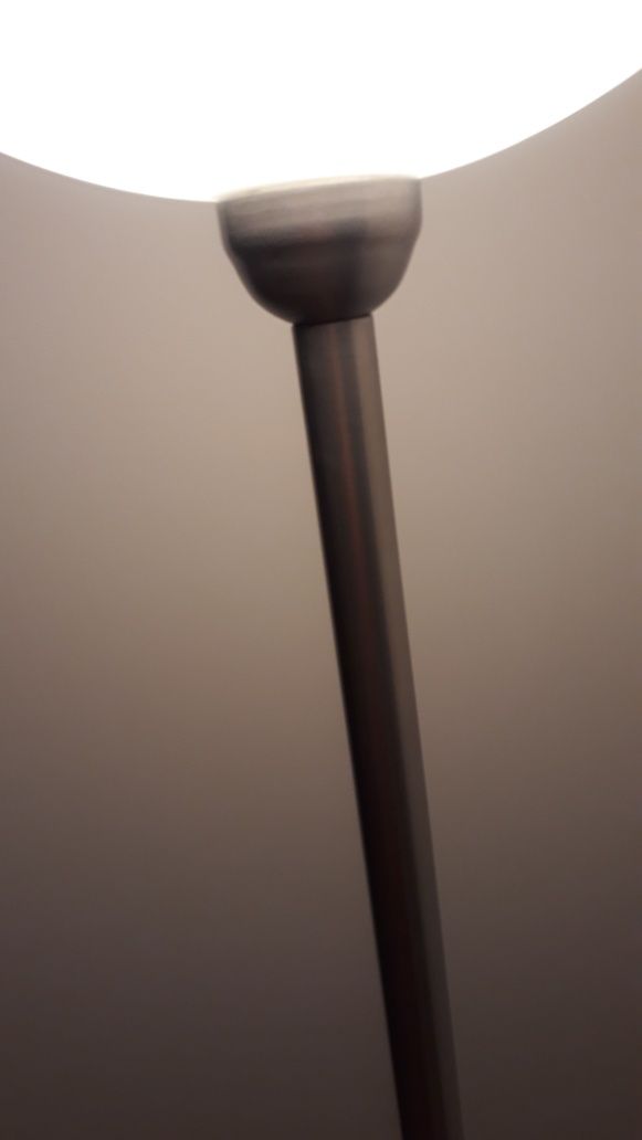 Lampa stojąca aluminiowa ręcznie robiona