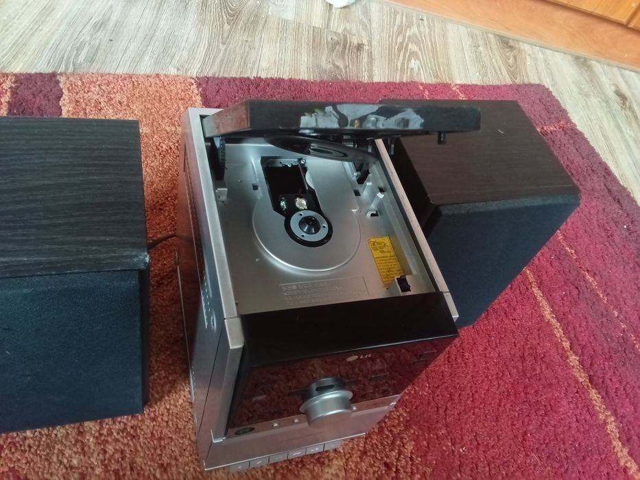 Mini mikro wieża LG pilot