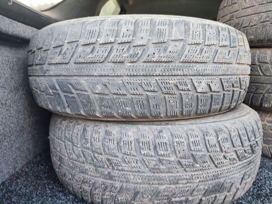 Шини R15 Зима Kumho Izen KW22 
195/65R15