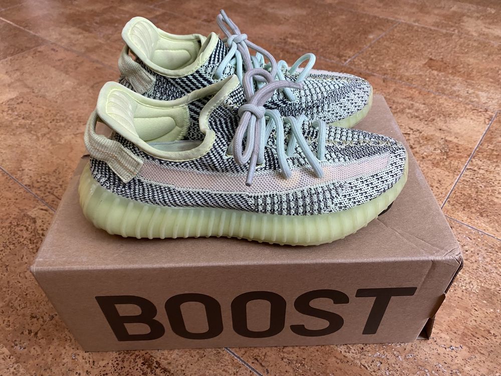 Кроссовки Adidas Yeezy