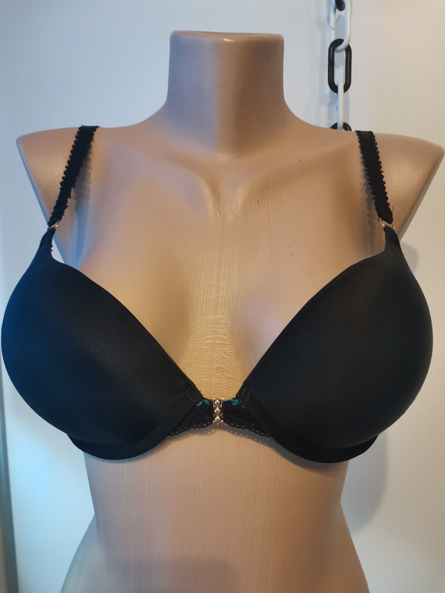 Sweet Nothings biustonosz damski rozm 80A, push up, nowy , czarny