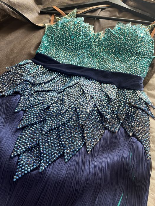 Сукня для латини