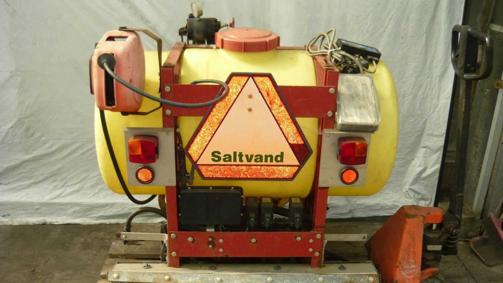 Opryskiwacz solanki Hardi 300 WOM polewaczka solarka pług EPOKE auto