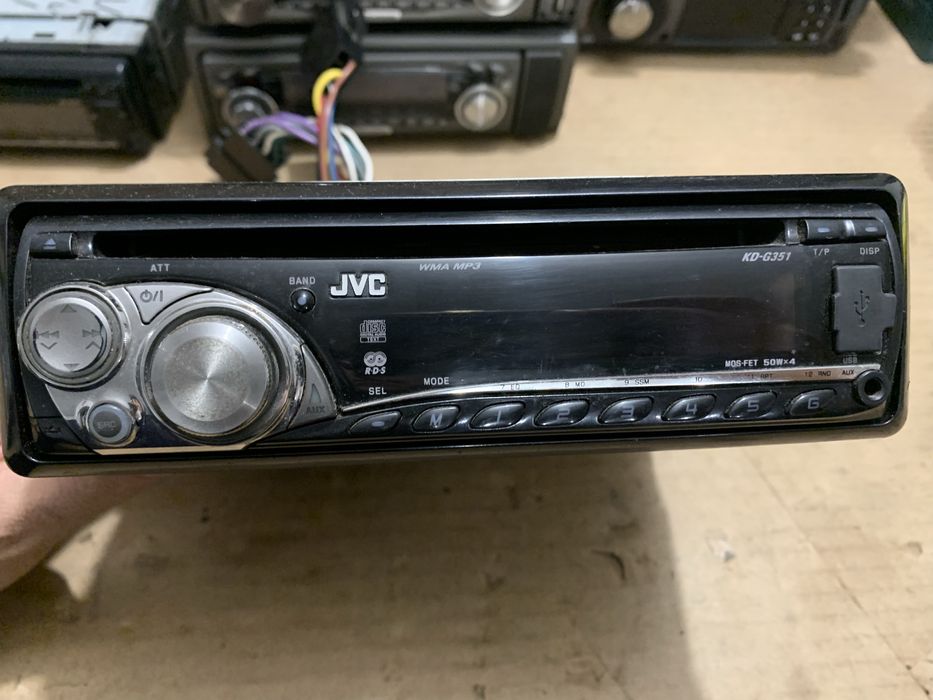 Магнітола автомагнітола KD-G351