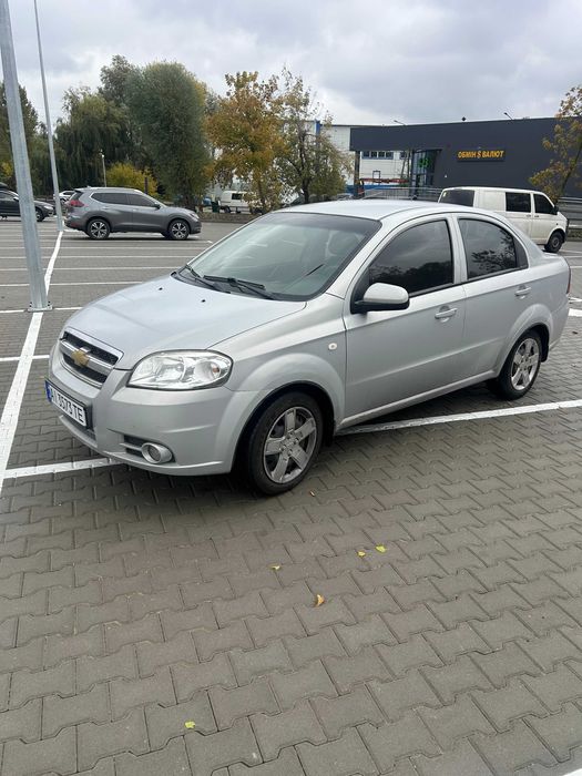 заз вида Шевроле Авео  LS 2012 года выпуска