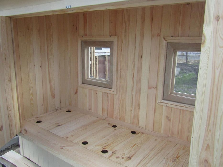 Сон на бджолах. Апібудинок. Апидомик