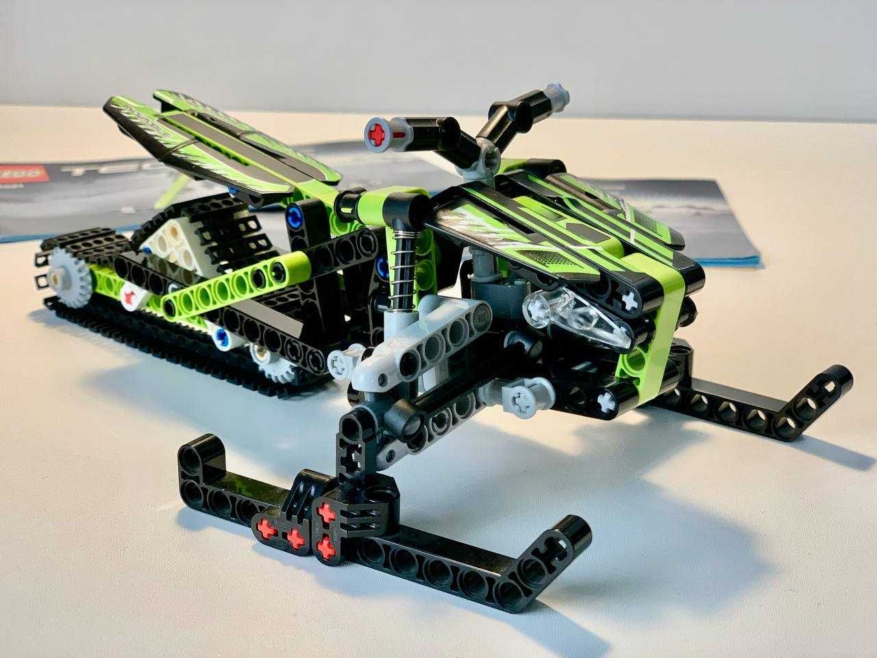 LEGO TECHNIC Монстрогрузовик 42005 + 42021 Снігохід.