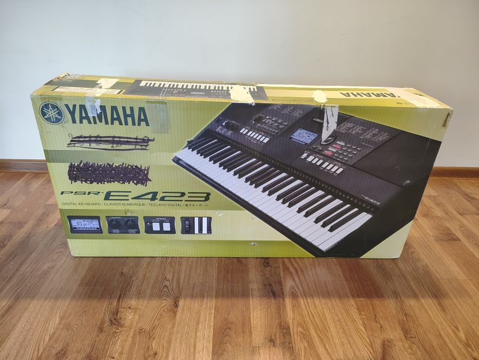 Синтезатор Yamaha PSR E423