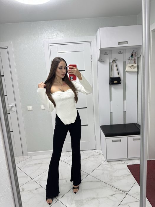 Трендова подовжена кофтинка