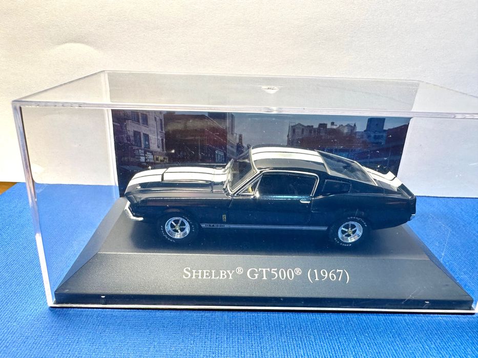 Miniatura Shelby GT 500