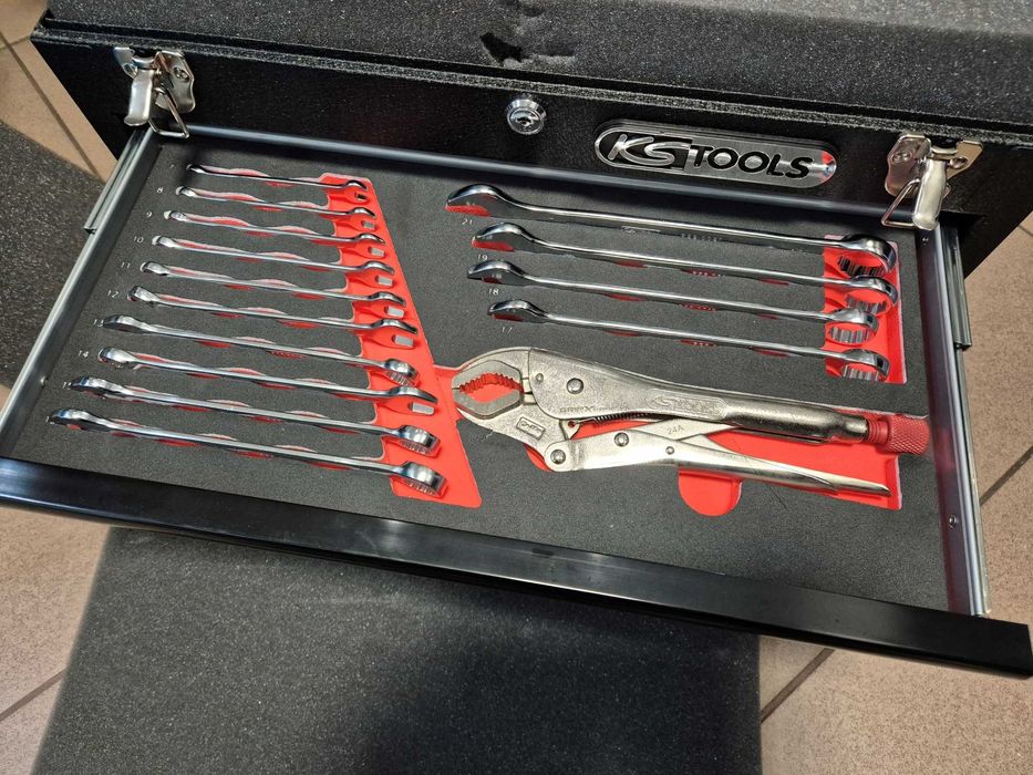 KS Tools 114 el. skrzynka narzędziowa z 3 szufladami