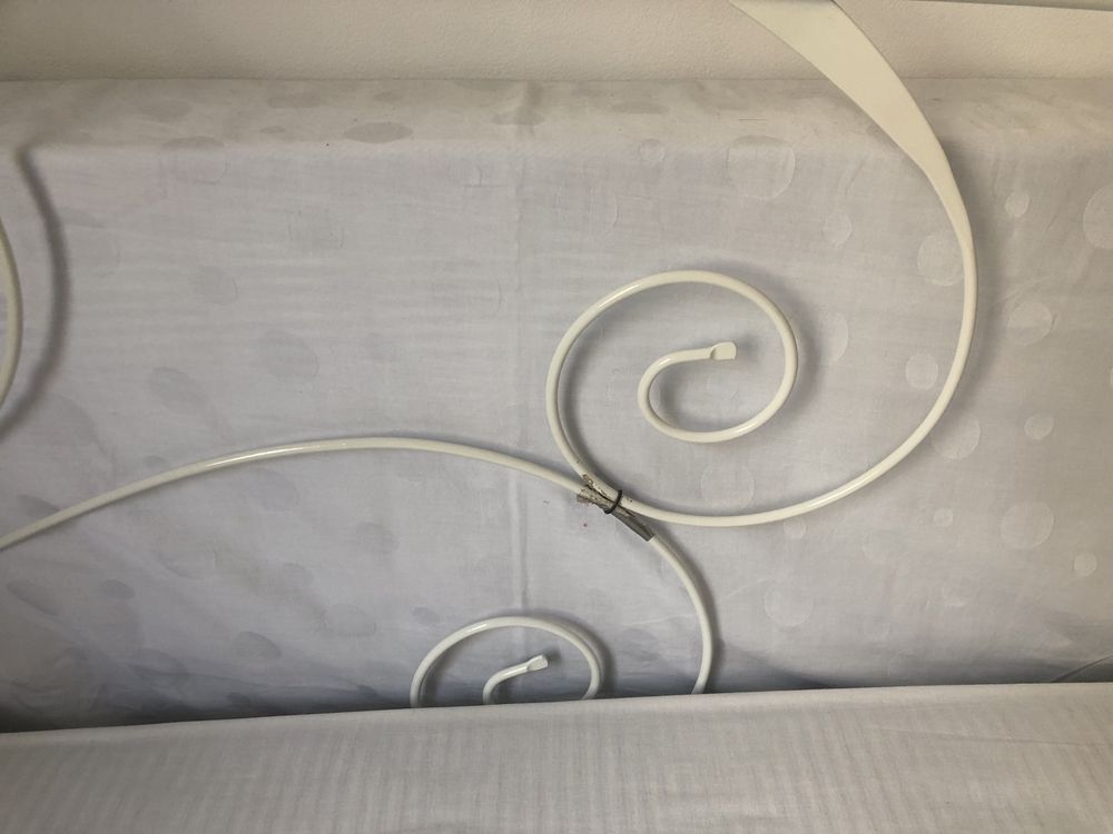 Cama de solteiro + colchão