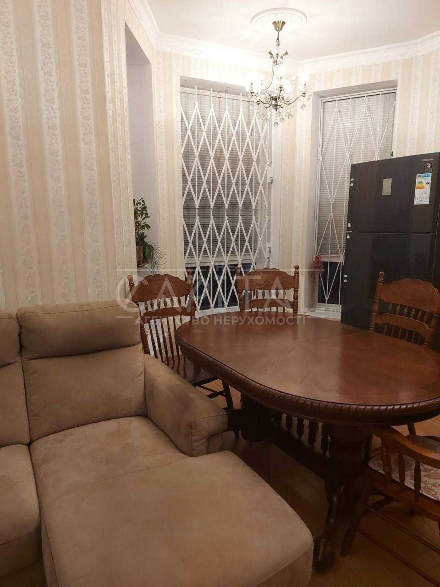 Продаж / Будинок / Озера / Квітнева / 188 м2