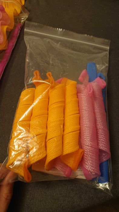 Wałki do stylizacji włosów sprężynki