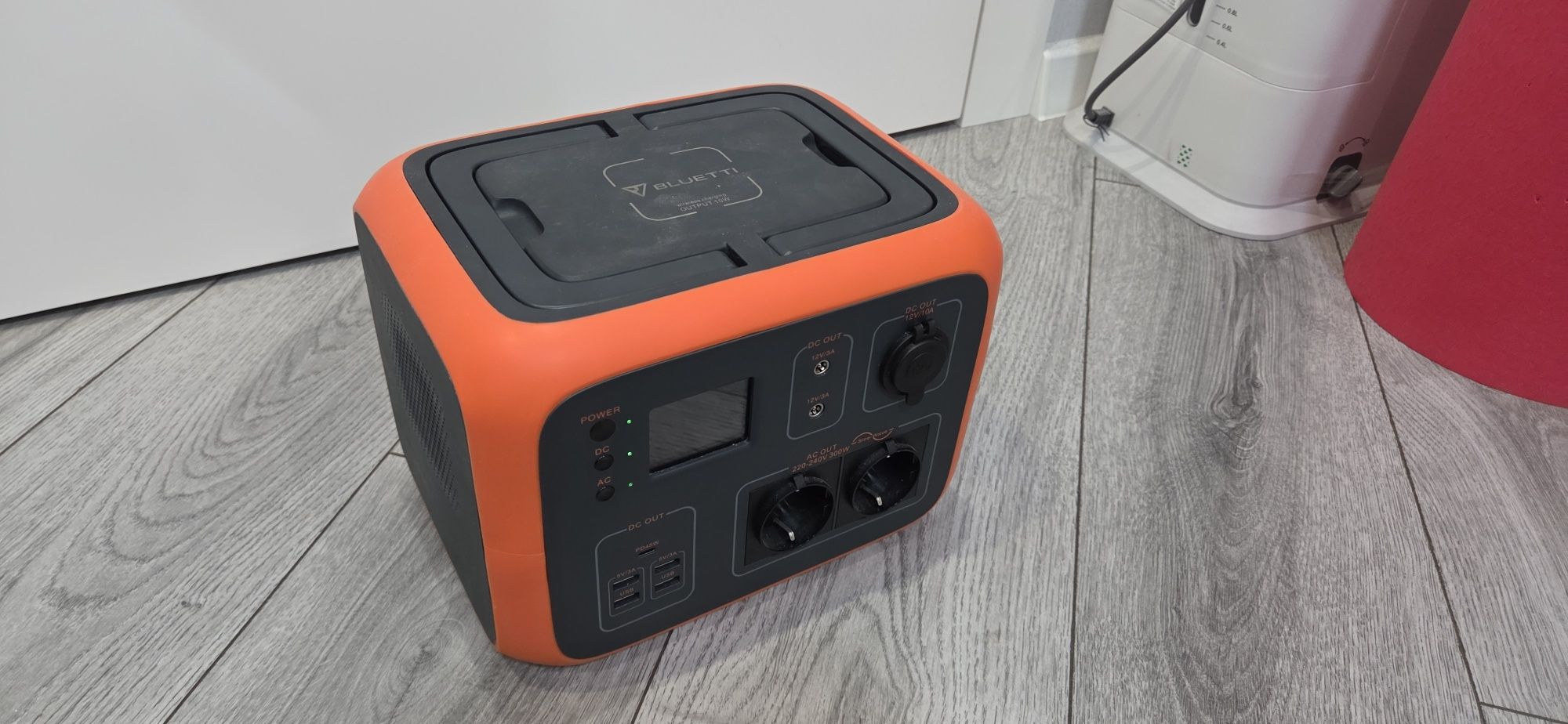 Продам зарядну станцію Bluetti PowerOak AC50S (500 Вт·г