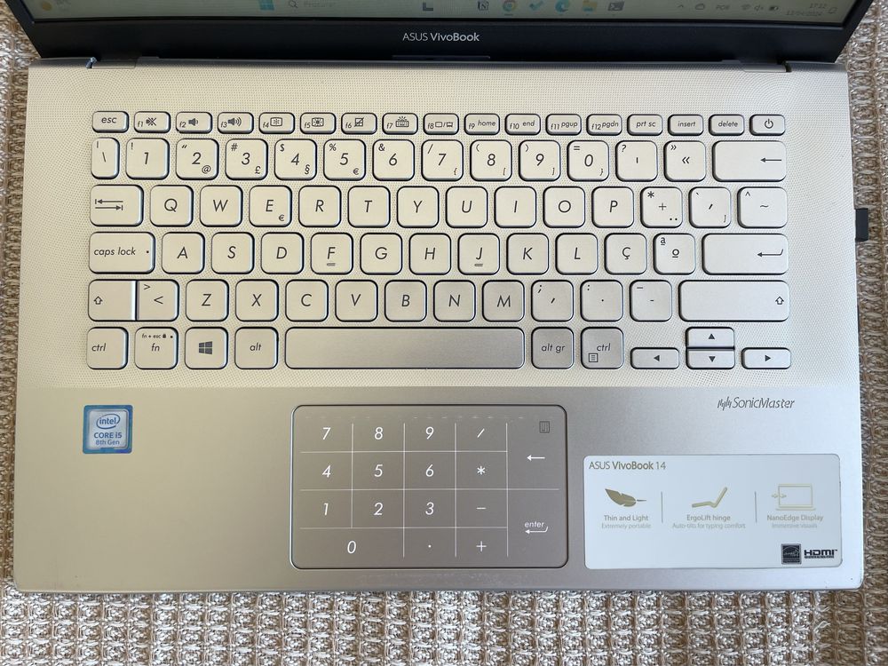 ASUS VivoBook 14 2019