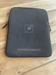 Etui na tablet do wielkosci 9,7"
