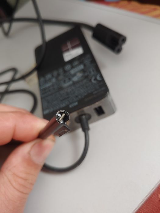Surface book 1/2 зарядний пристрій