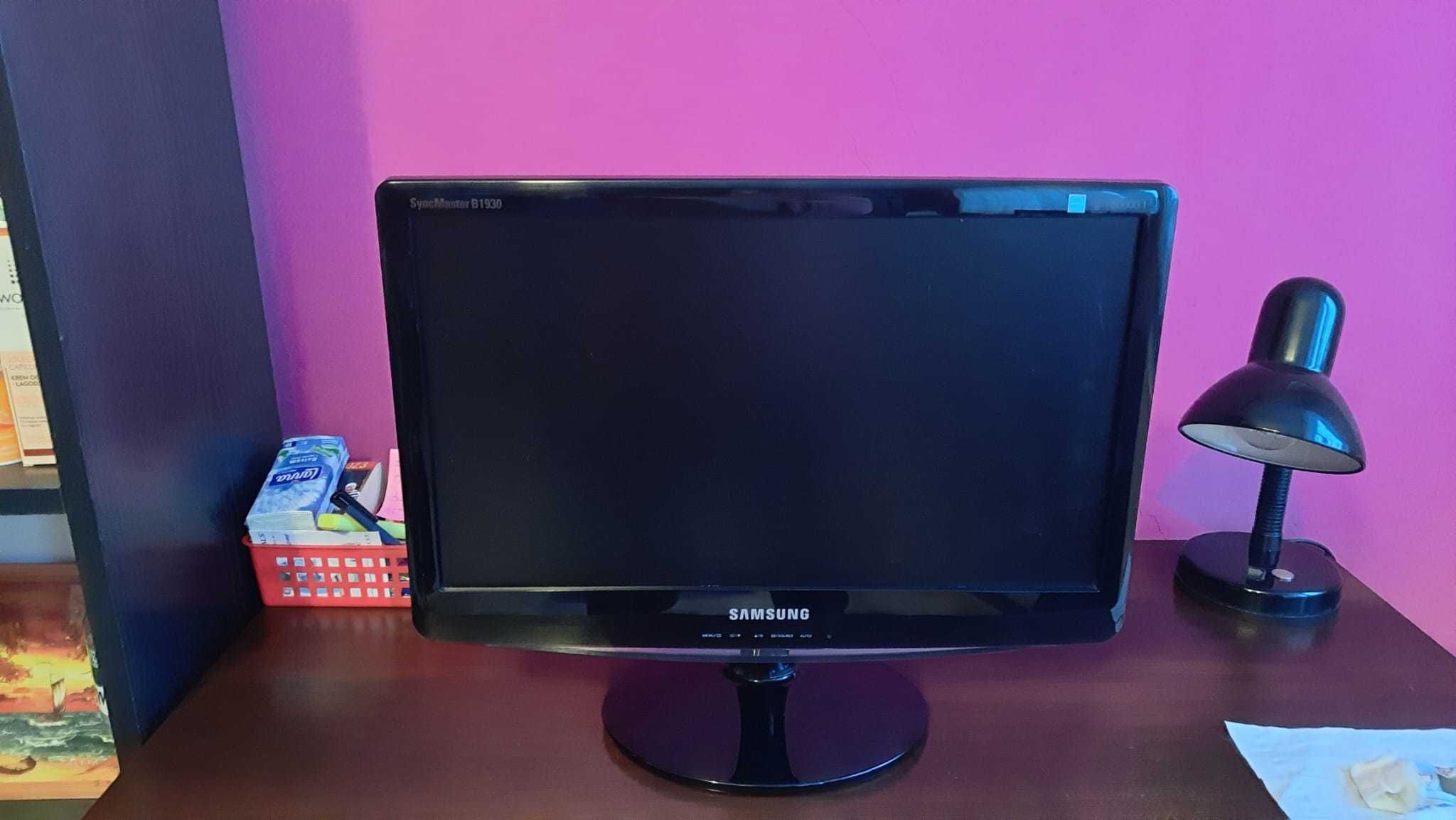 Dell Optiplex 755 - 2x2,66 Ghz, 3 Gb Ram, 80 Gb HDD + Monitor Samsung