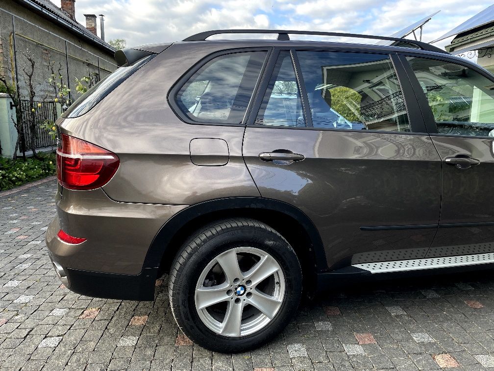 BMW X5 2012 x30d