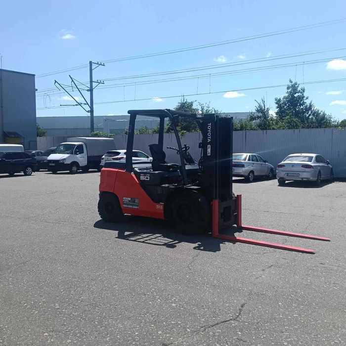 Дизельний навантажувач TOYOTA ТОЙТОТА 5 тон 8FD45 2015 року