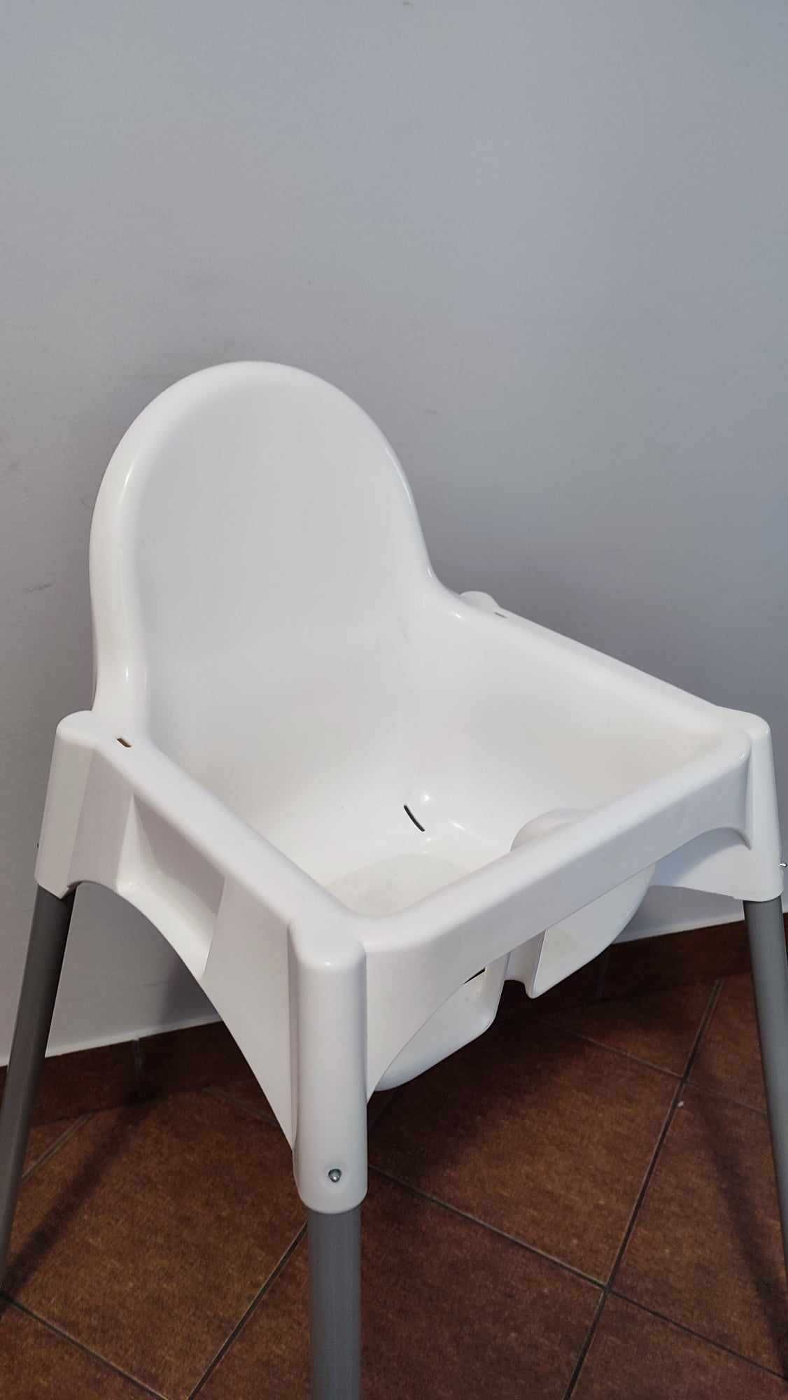 Krzesełko do karmienia IKEA ANTILOP, stan idealny, z pasami, bez tacki