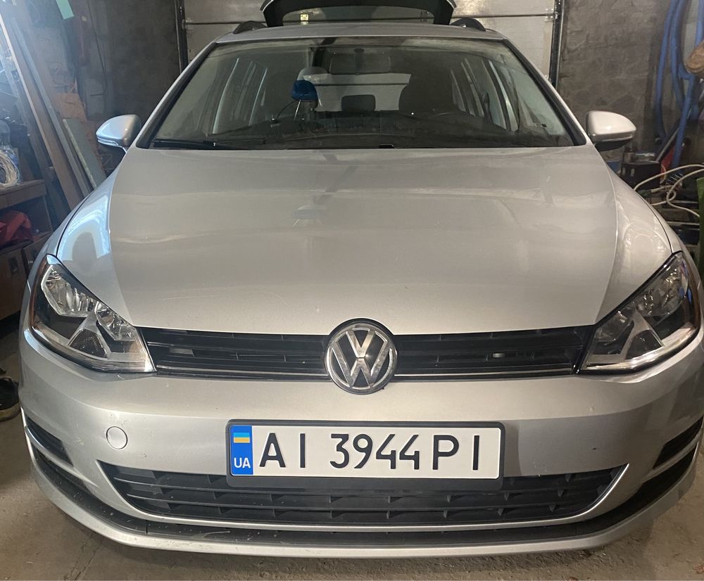 Гольф 7 Volkswagen Golf Sportwagen  2017 Silver 1.8L