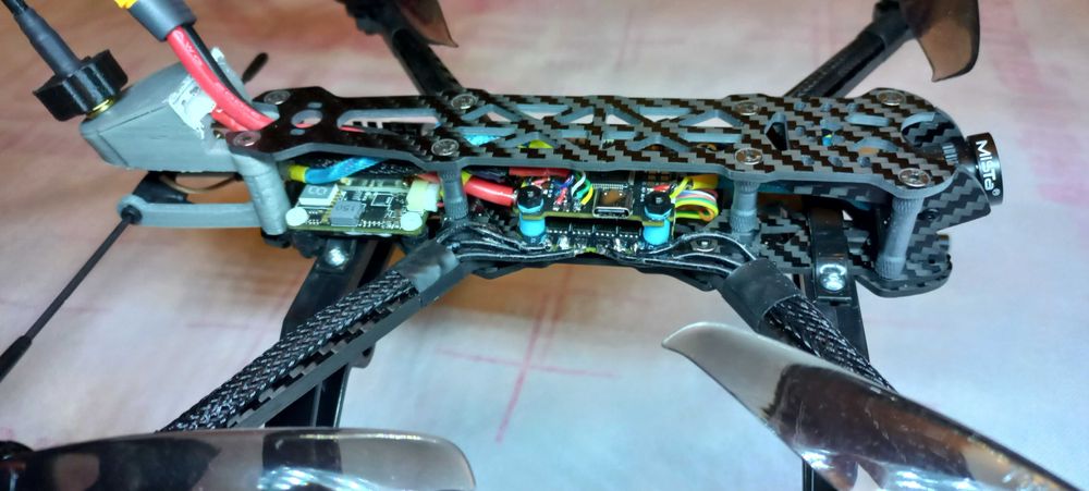 Квадрокоптер FPV Drone GPS LANDING GEAR ФПВ ДРОН 7 дюймів