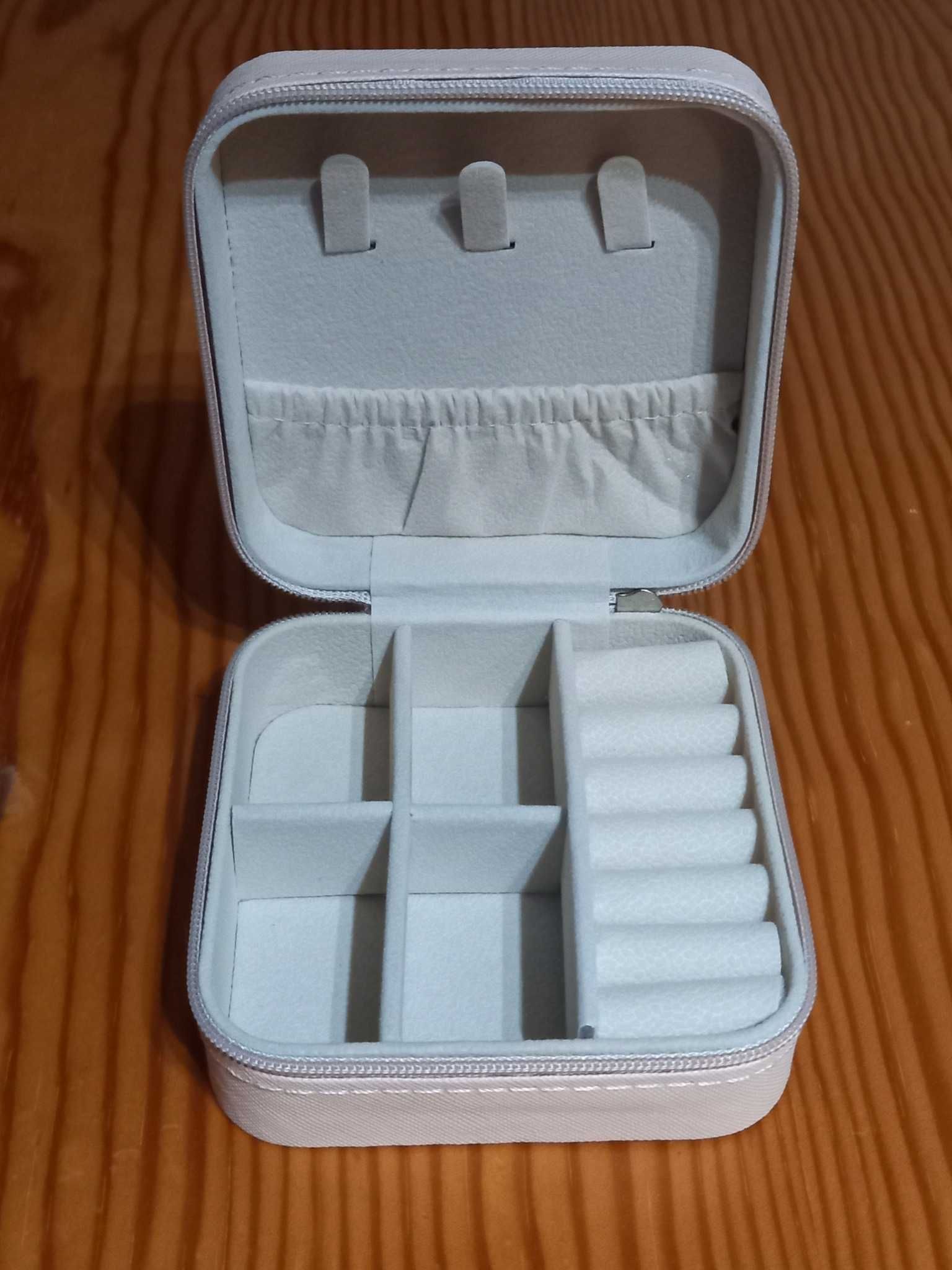 Caixa para jóias 10x10cm