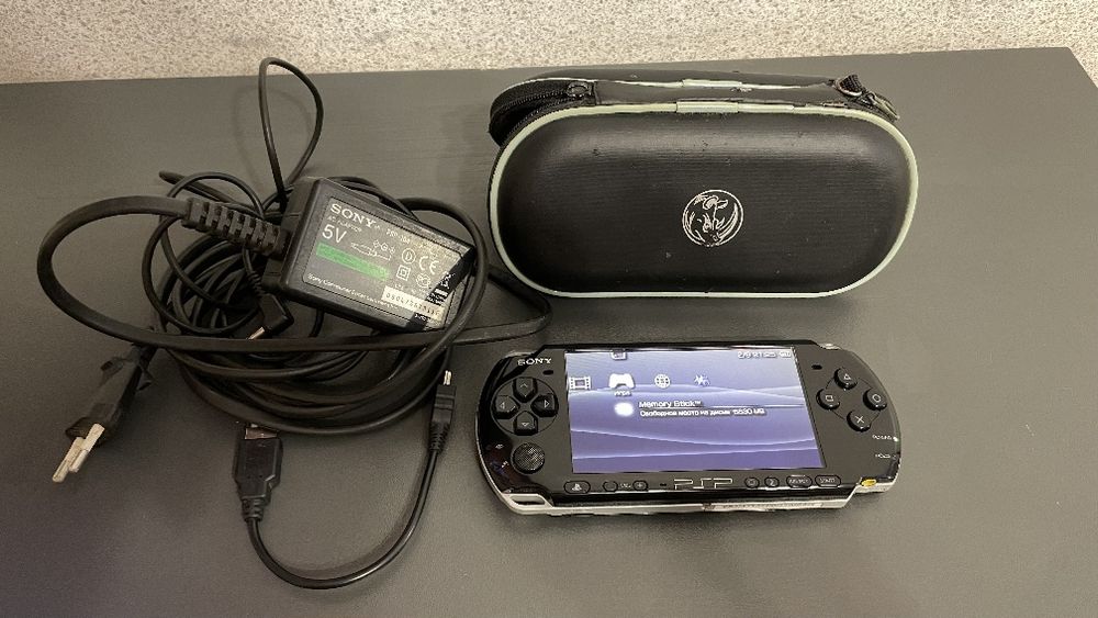 Приставка PSP Sony 3008, 128 gb, більше 200 ігор
