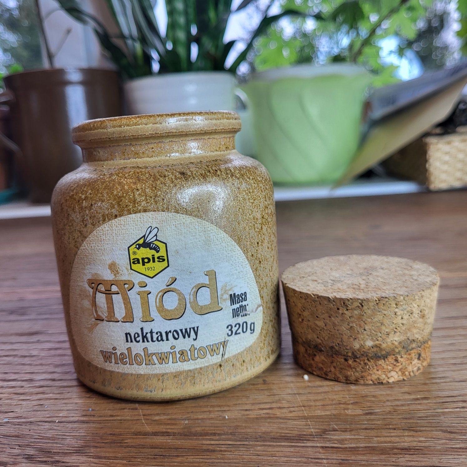 Pojemnik na miód z masy ⁹³