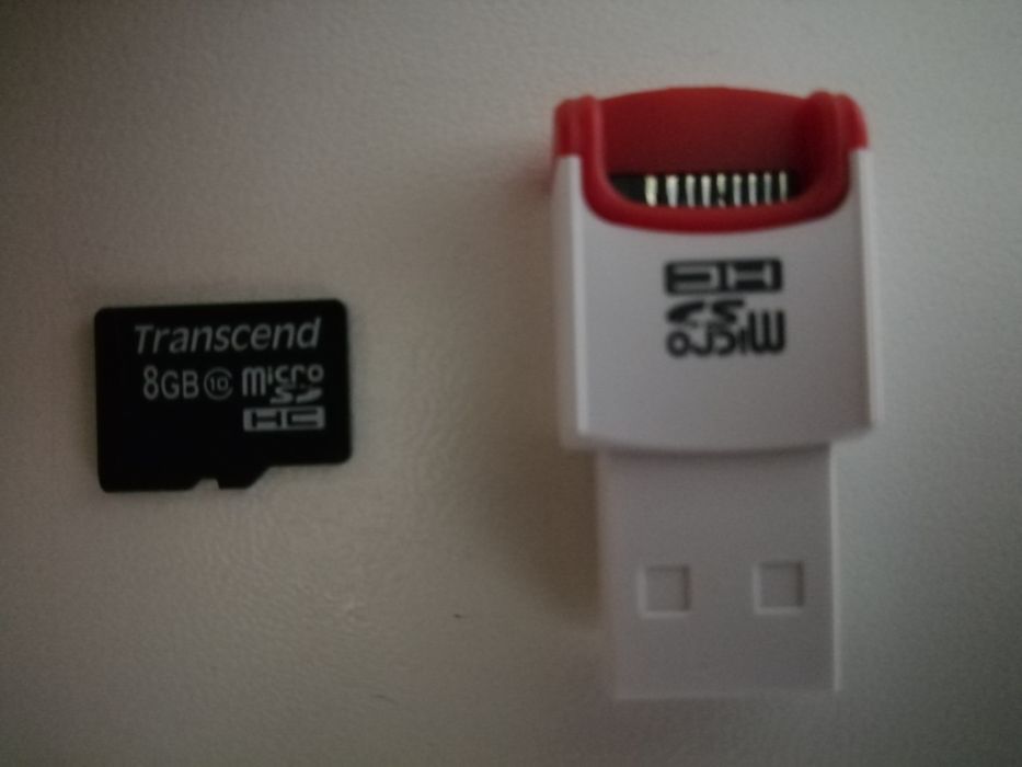 Карта пам'яті Transcend 8 GB microSDHC class 10 + P3 Card Reader USB