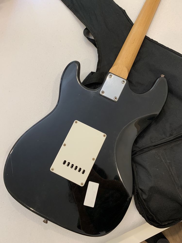 Guitarra, precisa trocar um pino