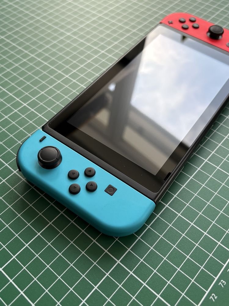 Nintendo Switch v2 HAC-001(-01)