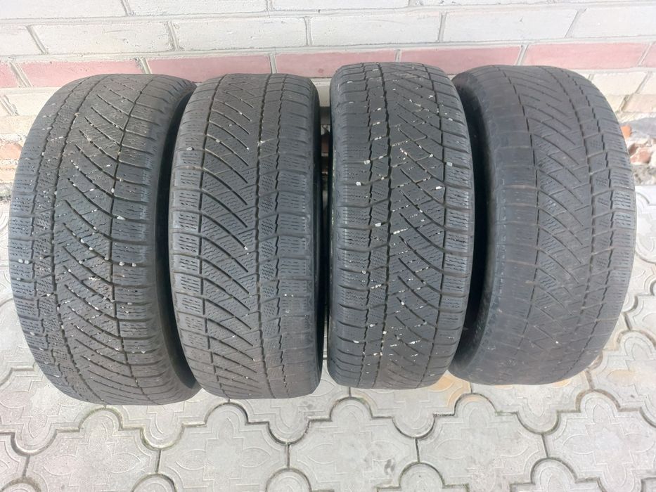 Шини Резина Continental 195/55 R16 .4 шт