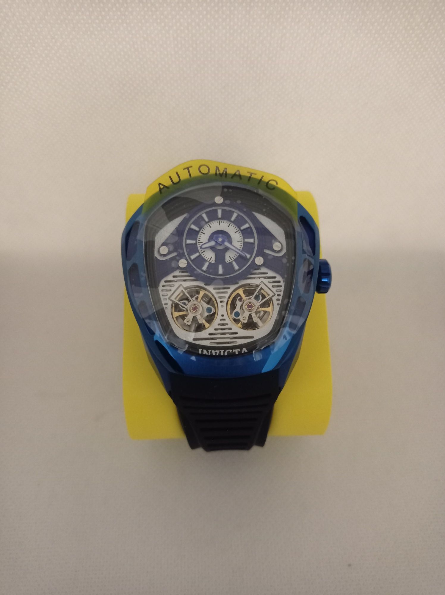 Zegarek męski Invicta Akula Automatic model 43864