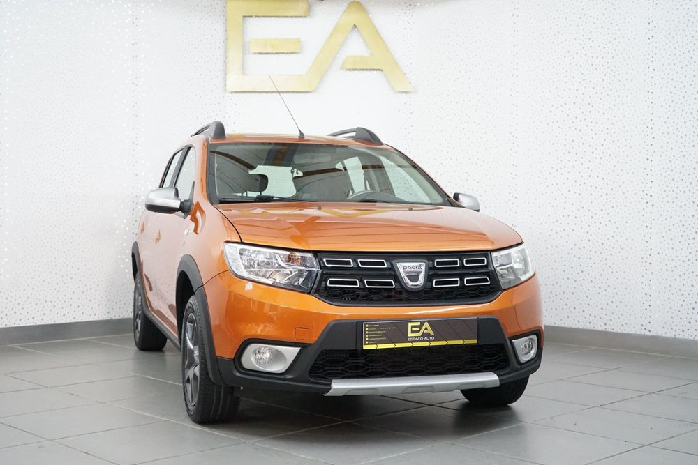 Dacia Sandero Stepway TCe 90 Easy-R S&S Celebration