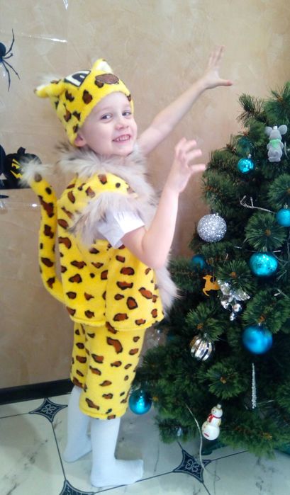 Продам костюм тигра