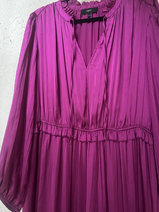 Яскрава сукня XL