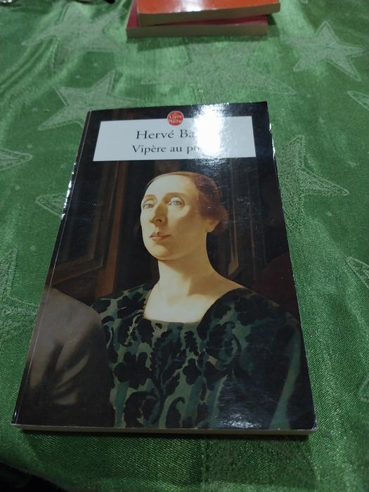 Vipère au poing. Portes incluídos